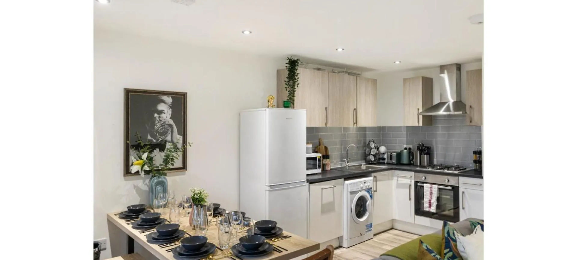 A Splash Of Color: Spacious & Funky 3-Br Flat London 0*,  United Kingdom